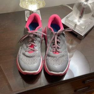 Hoka One One size 8.5